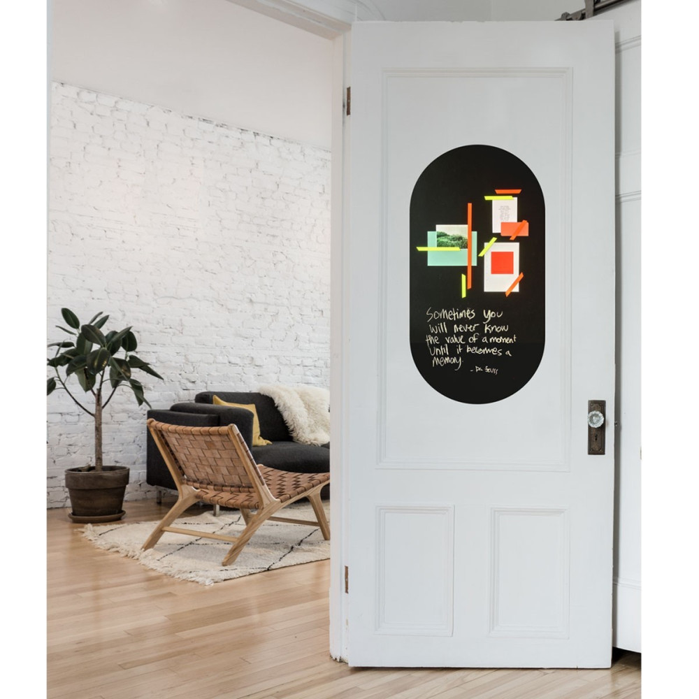 Amenajare perete cu tapet magnetic și accesorii fără găurire – Birou magnetic 8 | Magnest
