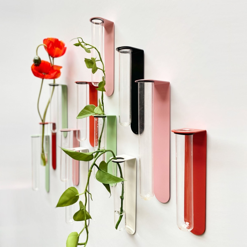 Amenajare perete cu tapet magnetic și accesorii fără găurire – Living magnetic 38 | Magnest