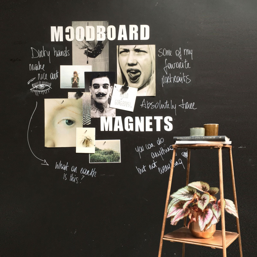 Amenajare perete cu tapet magnetic și accesorii fără găurire – Birou magnetic 16 | Magnest