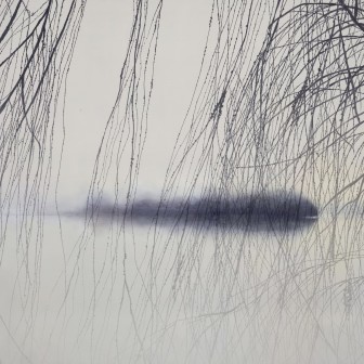 Tapet abstract cu design minimalist, imaginea creeaza iluzia unui peisaj cu un lac si crengi de salcie, adaugand o nota de liniste si armonie.