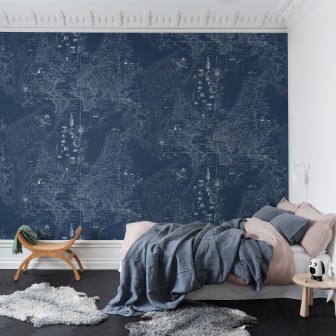 Tapet cu harta lumii desenată în alb pe un fundal albastru închis.