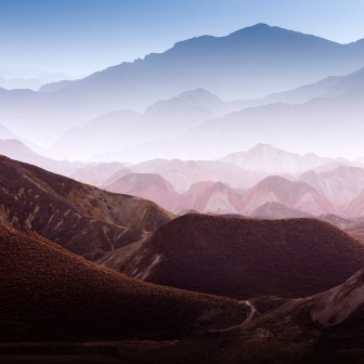 Tapet 3D Gradient Mountains