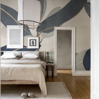 Tapet abstract cu nuanțe de albastru și roz, perfect pentru dormitor