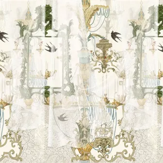 Tapet Silver Fountain cu design floral si accente vintage, perfect pentru un living sau dormitor.